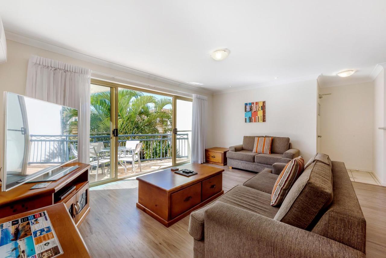 Golden Riviera Absolute Beachfront Resort Gold Coast Eksteriør bilde