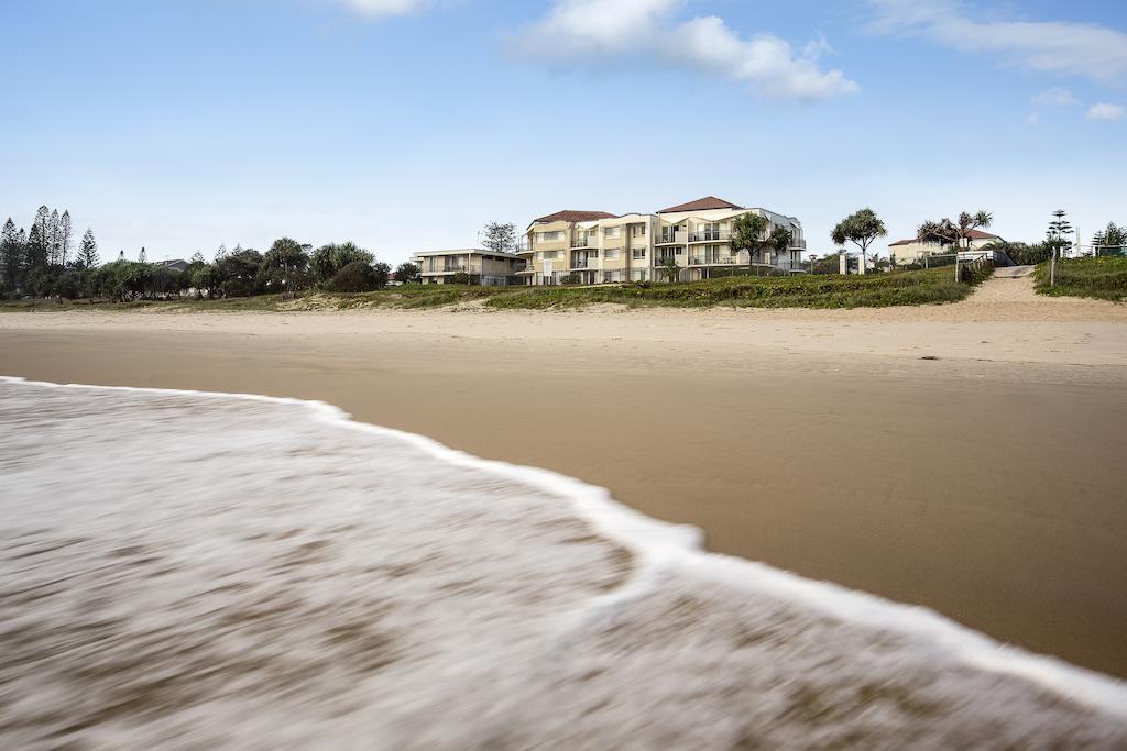 Golden Riviera Absolute Beachfront Resort Gold Coast Eksteriør bilde