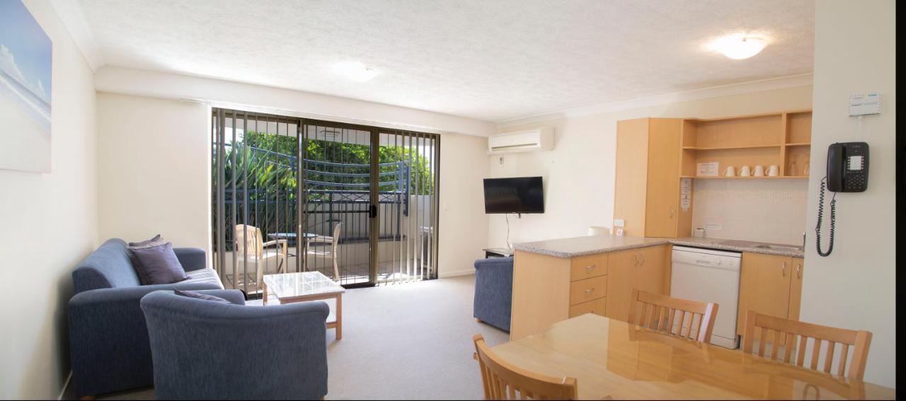 Golden Riviera Absolute Beachfront Resort Gold Coast Eksteriør bilde