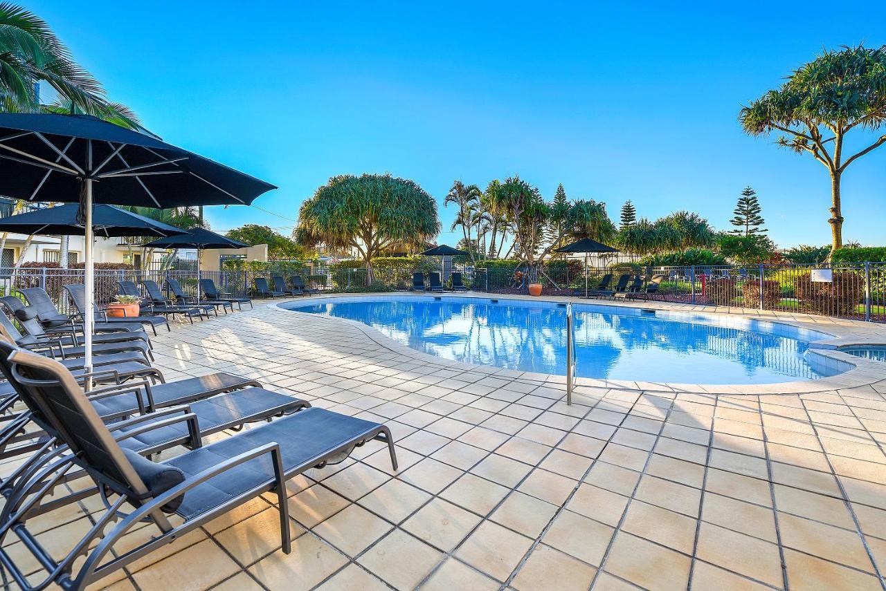 Golden Riviera Absolute Beachfront Resort Gold Coast Eksteriør bilde